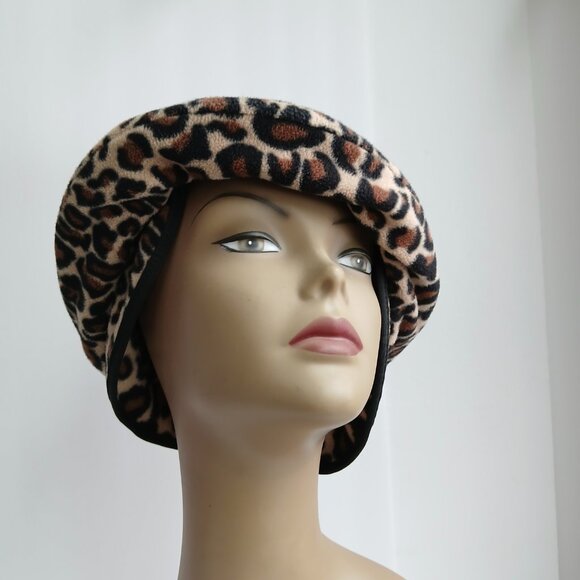 Merona 2010 Leopard Print Plush Bucket Hat With Ear Flaps NWT main image 4